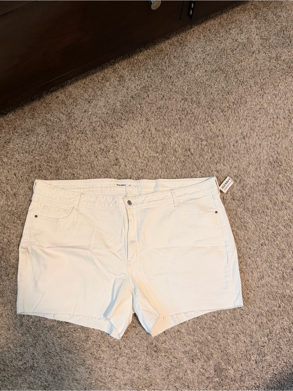 Old Navy White Women's Cotton Bermuda Shorts